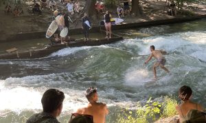 Surfing in München, Welle