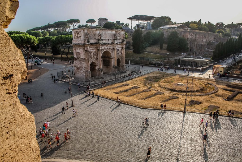 Forum Romanum in Rom, Touristen.